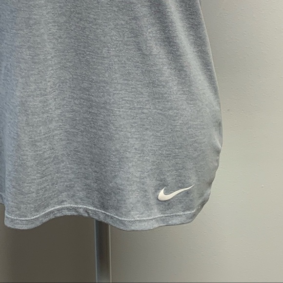 Nike |Women's Size Small| Gray Short Sleeve Logo Activewear Dri Fit T-Shirt Top - Picture 4 of 10